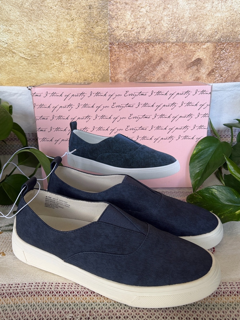 Kensie Women’s Salia Canvas Slip-On Elastic Gore Navy Blue Casual Shoes, Size 8M